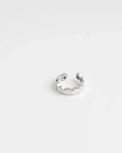 Adinda Earcuff