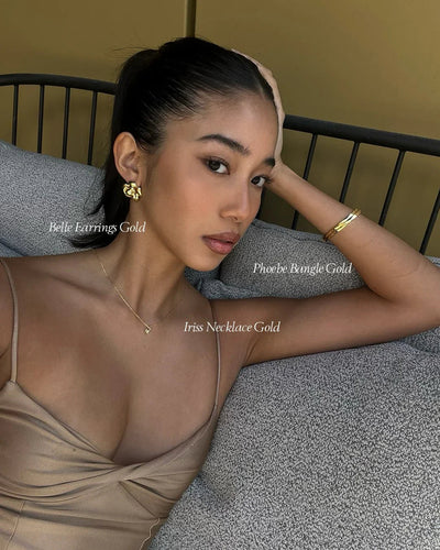 Elen Earrings – Gold Floral Studs