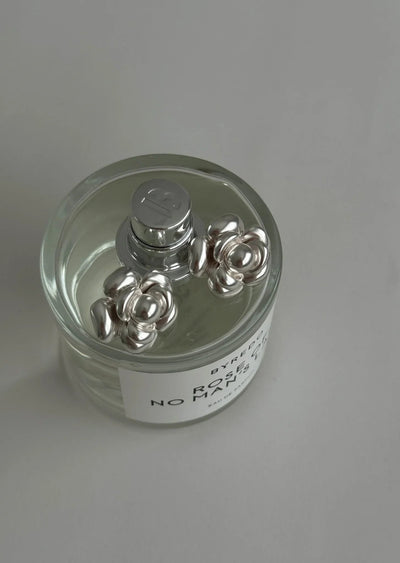 Elen Earrings – Silver Floral
