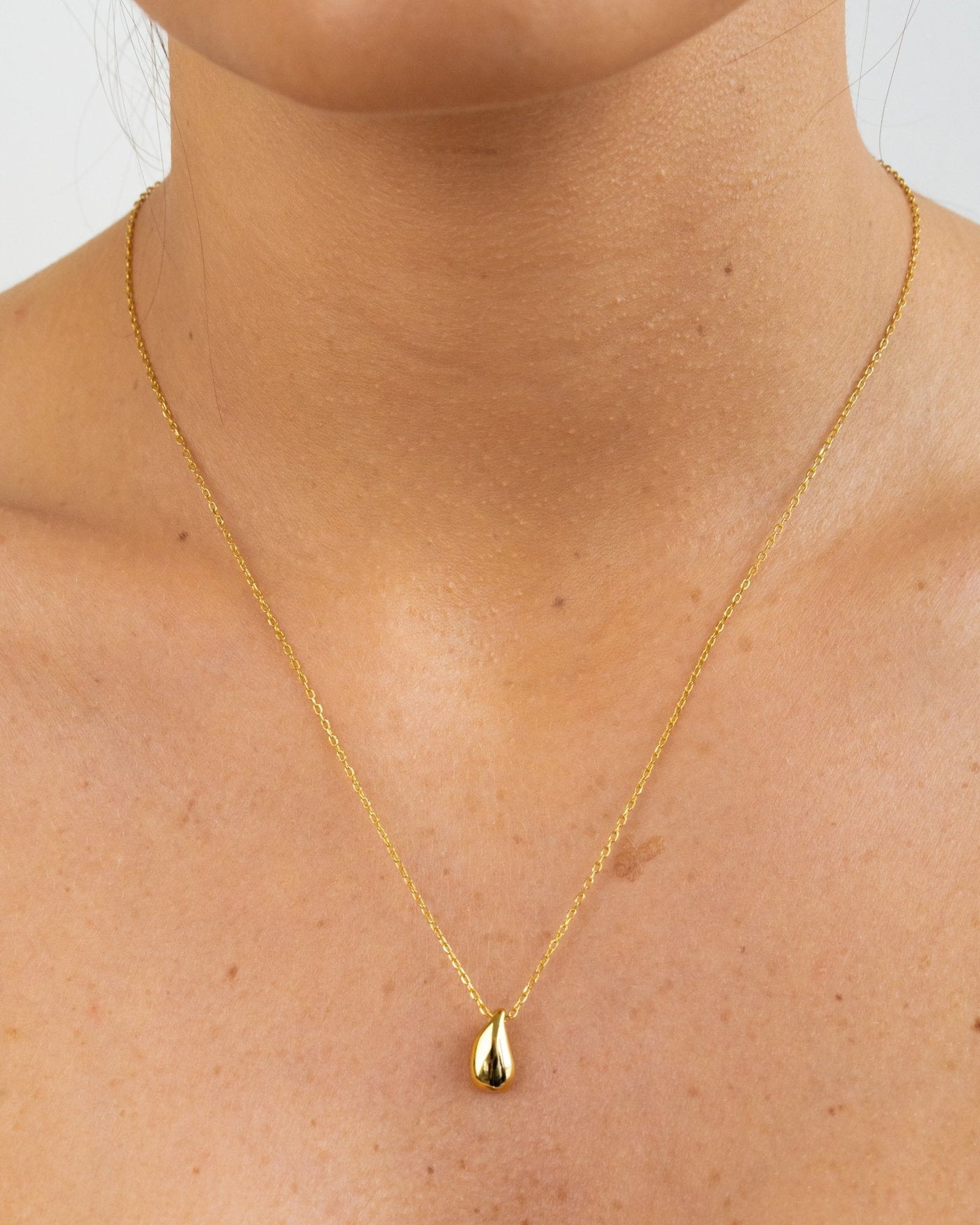 Drop Necklace