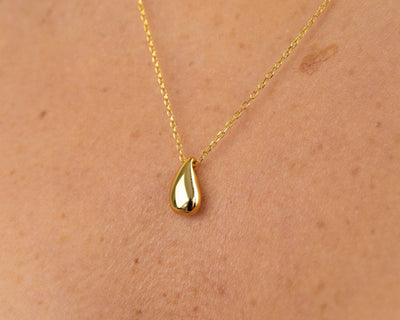 Drop Necklace